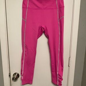 Free People FP Movement You're a Peach Pocket Leggings Berry Blitz Size Medium